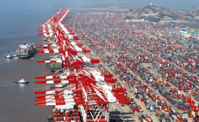 今年上半年上海自貿區進出口貿易活躍