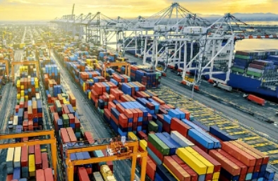 國際海運正以前所未有的姿態(tài)攜手繪制著一幅幅跨越時空的宏偉藍(lán)圖