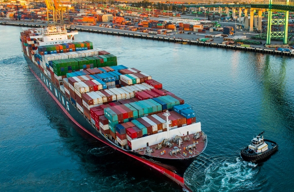 隨著中東地區(qū)經(jīng)濟的持續(xù)增長，中東貨代行業(yè)將迎來更多的發(fā)展機遇